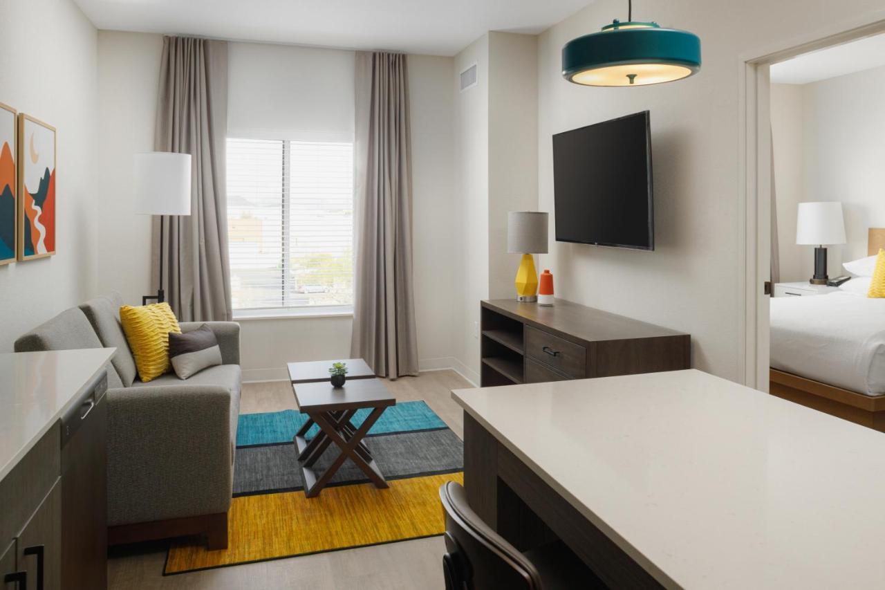 Waterwalk Extended Stay By Wyndham Jacksonville Deerwood Pk מראה חיצוני תמונה
