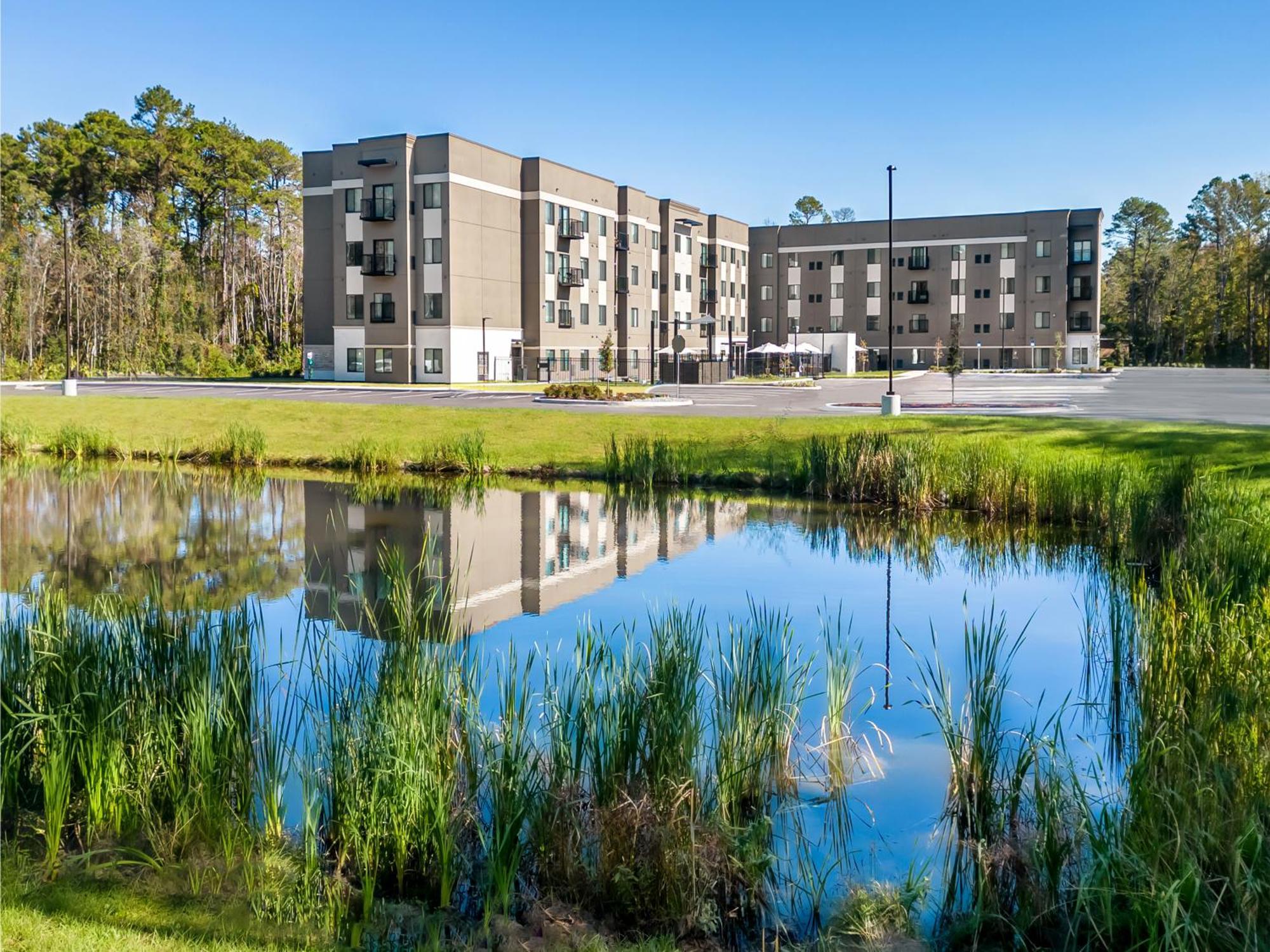 Waterwalk Extended Stay By Wyndham Jacksonville Deerwood Pk מראה חיצוני תמונה
